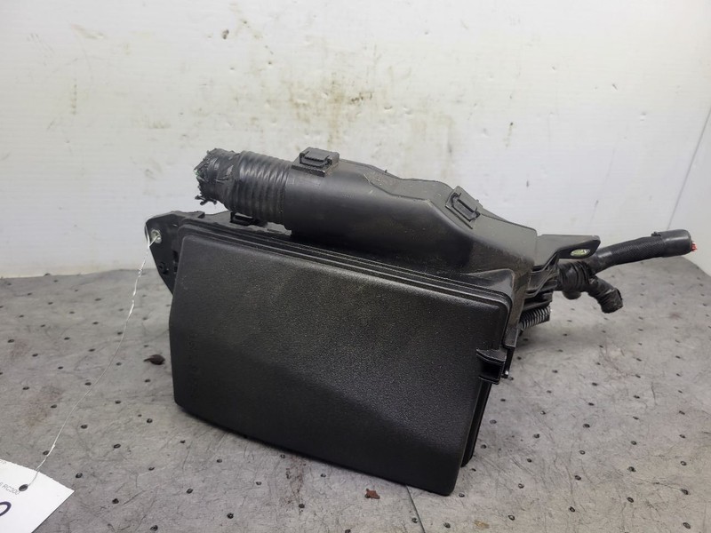 Driver Left Fuse Junction Box Engine Fits 15-19 LEXUS RC350 1756012
