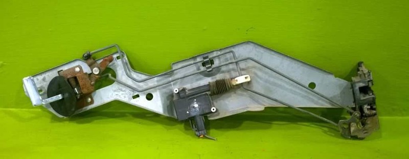 92-96 ROADMASTER SW RIGHT FRONT INTERIOR DOOR HANDLE W/LOCK ACTUATOR OEM 3410-34