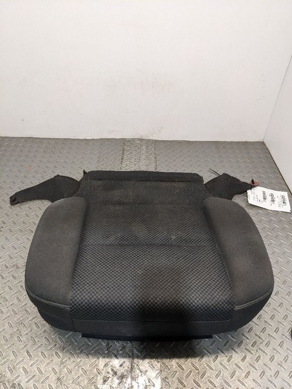 2014-2018 CHEVY SILVERADO 1500 FRONT RIGHT PASSENGER LOWER SEAT CUSHION1193144