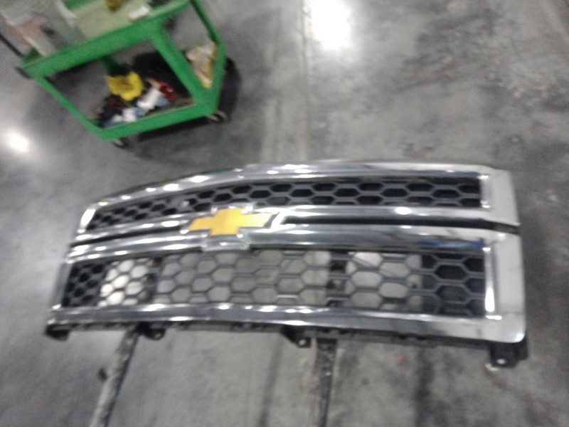 2015 Chevrolet Silverado 1500 Grille Black OEM Good Condition NJ25-21910-548023