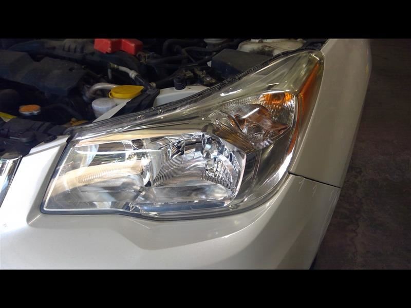 Driver Headlight Chrome Background Halogen Fits 14-16 FORESTER 1423973