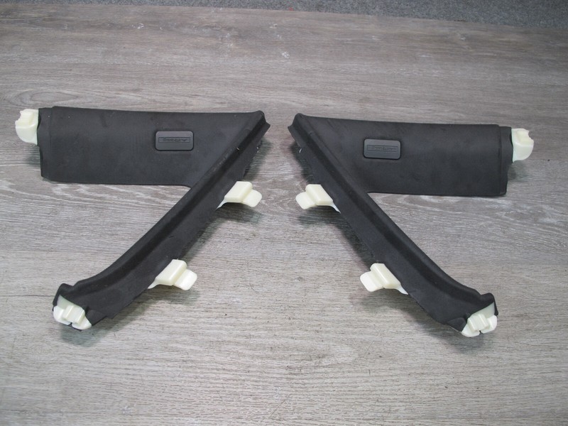 2017-2020 MASERATI LEVANTE M161 REAR INTERIOR C PILLAR TRIM COVER PANEL SET OF 2