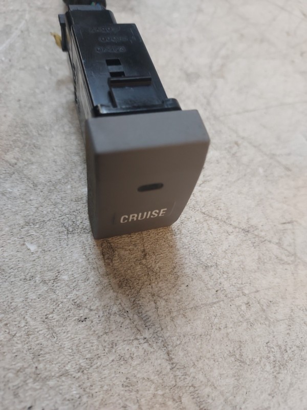 Kia Sorento 2004 05 2006 Cruise Control Switch Black, Gray Female Connector oem