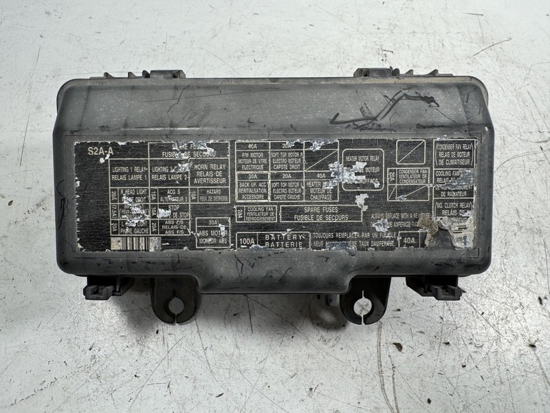 00-01 Honda S2000 Fuse Relay Box Assembly 38250-S2A-A01 OEM