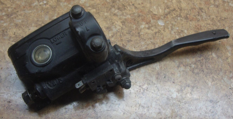 1997 Honda CBR600 F3 CBR 600 CBR600F3 600F Right Brake Lever Master Cylinder F11