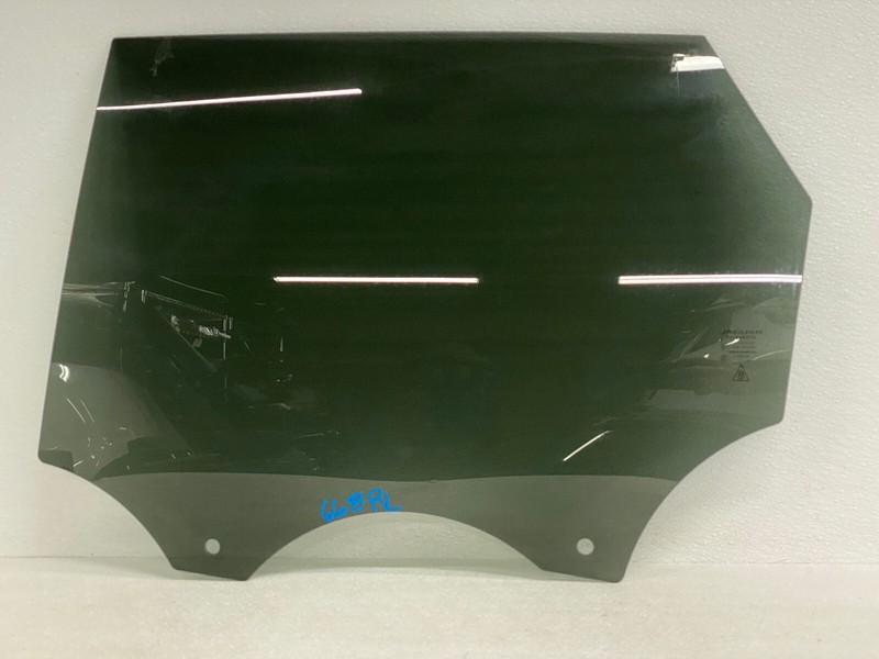 2017-2020 JAGUAR F-PACE REAR LEFT DRIVER SIDE DOOR WINDOW GLASS OEM LOT668