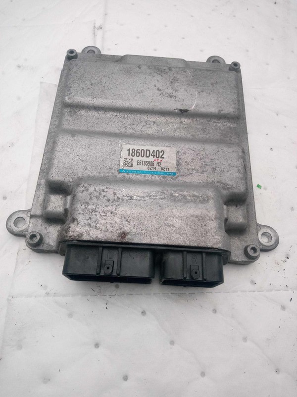 2019 Mitsubishi Eclipse Cross Engine Control Module ECM Black 119K Miles OEM