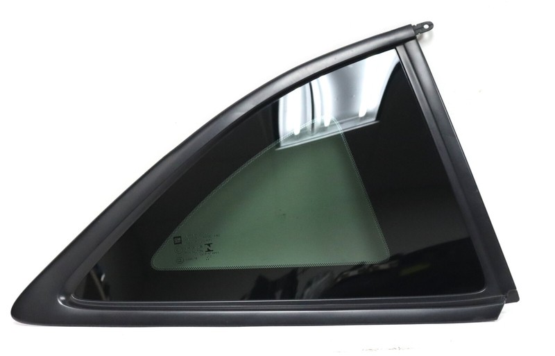 10-15 Camaro SS ZL1 (Coupe) RH Passenger Quarter Window Glass USED GM 92194977