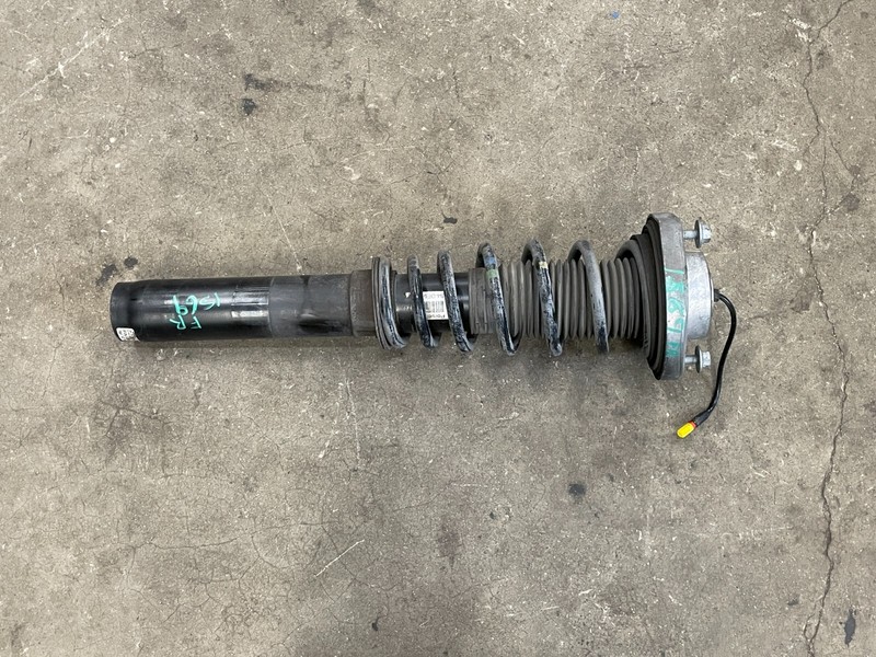 2012-2016 Porsche 991 911 Front Right Pass Shock Strut Absorber RWD 1569 OEM