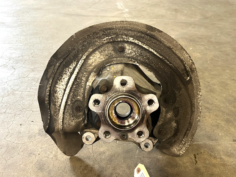 ⭐2018-2024 BMW X3 XDRIVE AWD FRONT LEFT DRIVERS SPINDLE KNUCKLE HUB OEM LOT2593