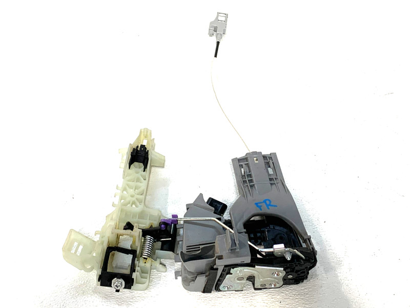 21-23 KIA SELTOS FRONT RIGHT PASSENGER SIDE DOOR LOCK LATCH ACTUATOR#A0.22