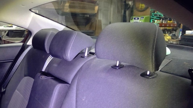 FORTE 2017 3 Rear Headrests 1784774