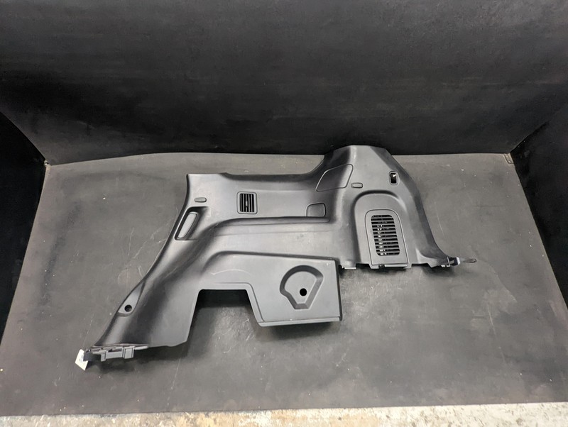 Right Quarter Lower Trim Panel 2018 Nissan Pathfinder 84950-3KA0A 2013 2014-2019