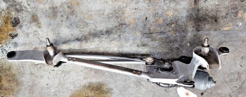 10-16 Buick Lacrosse Windshield Wiper Motor Transmission Linkage OEM 20779751