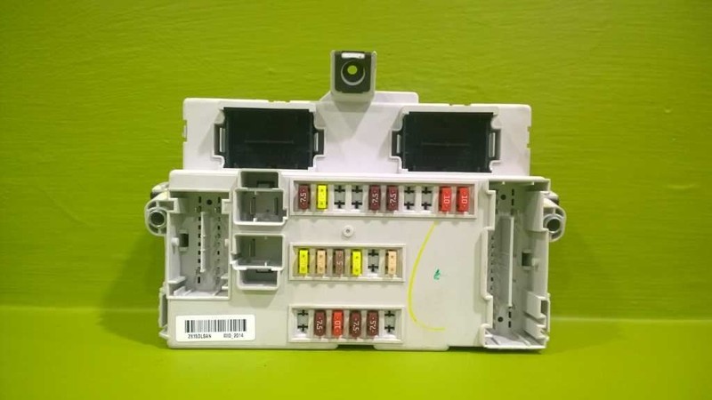 14 DART 2.4L FUSE RELAY BOX OEM 3530-14