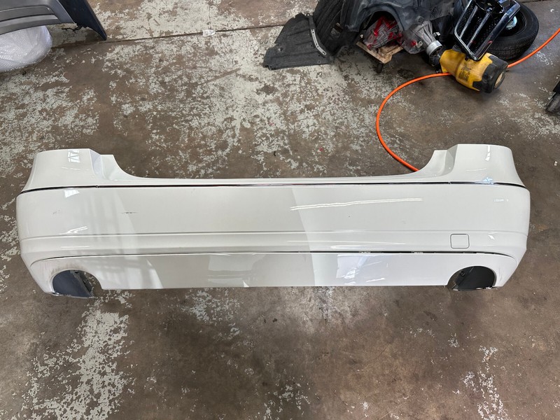 10-13 Mercedes W212 E E350 E400 E450 REAR BUMPER COVER White OEM