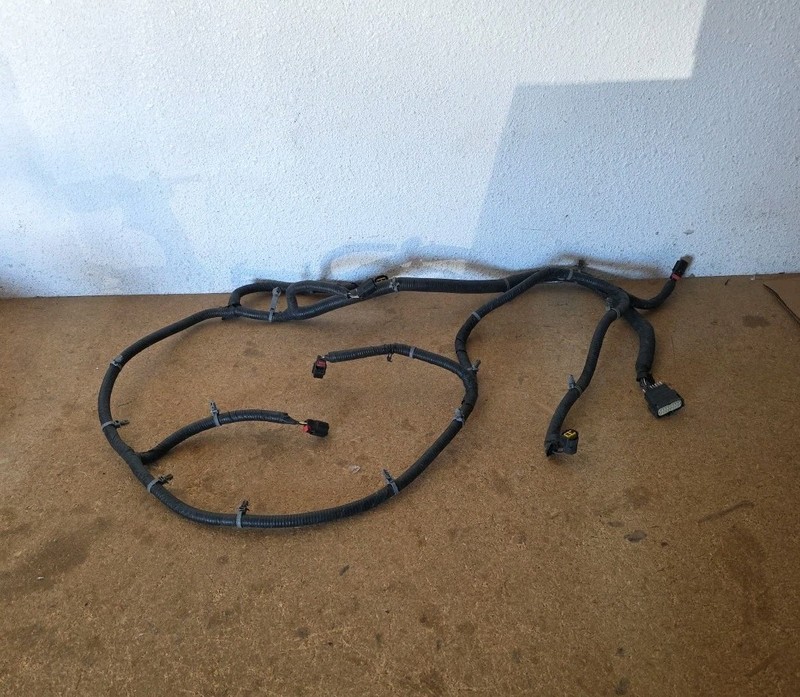 2015-2020 Chevrolet Tahoe Suburban Front Bumper Parking Sensor Harness 84307173