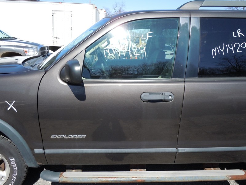 2002-2005 Ford Explorer Front Door Assembly Driver Left Electric OEM T7