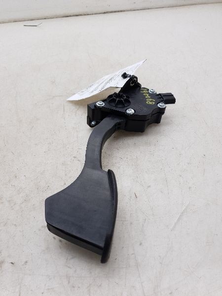 16 17 18 Toyota Prius Accelerator Gas Pedal 78110-47050