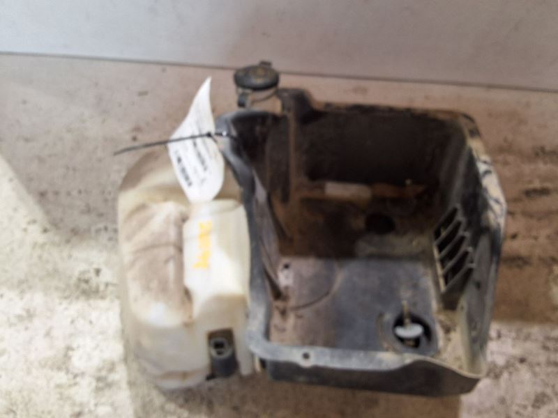 Wash Reservoir Includes Pump Fits 09-14 FORD F150 PICKUP 3322219