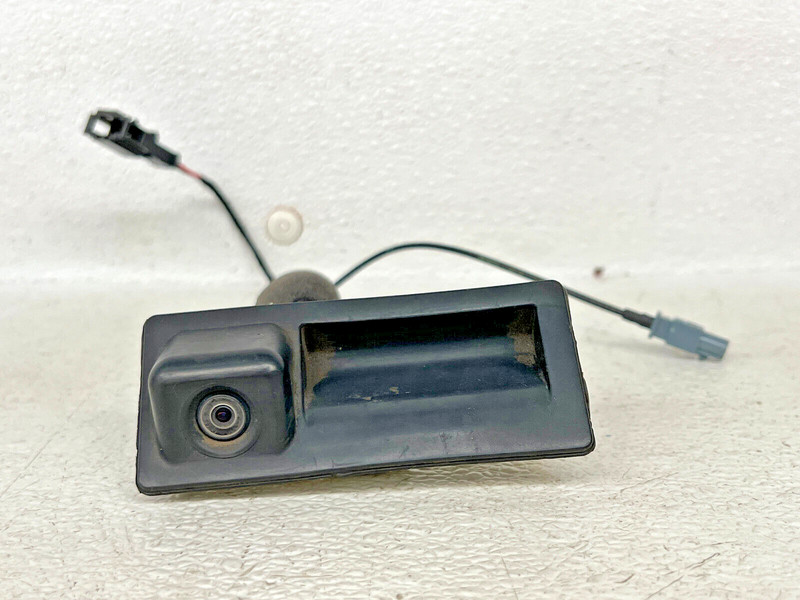 ⭐2015-2018 AUDI Q3 REAR TRUNK VIEW CAMERA LID MOUNTED ASSEMBLY OEM LOT2436
