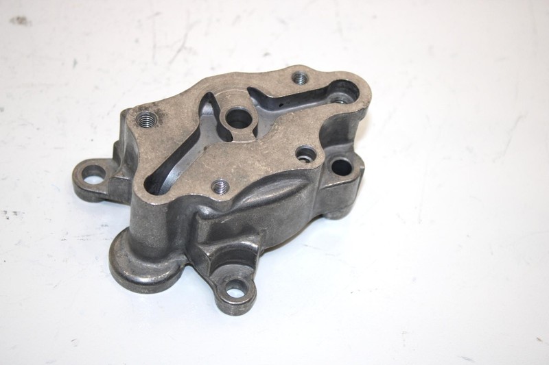 87 Honda Trx250a Oem Oil Pump Cover 15121-HA0-770 15121-HA0-771 AH15
