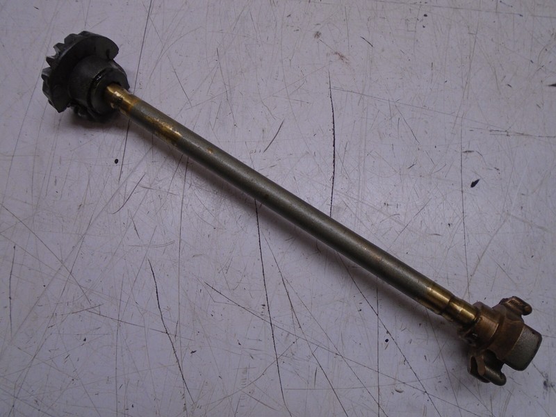 CF2b Evinrude Johnson Throttle Control Pinion Gear Shaft0303142 0376689