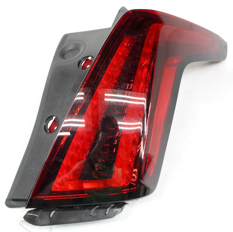 OEM Right Passenger Side Tail Lamp For Cadillac XT4 84514975