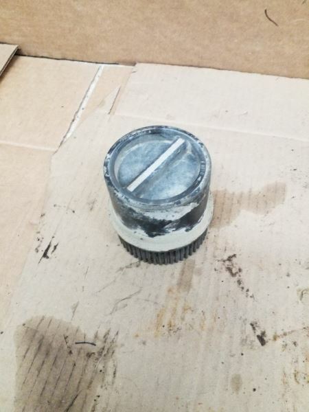 Hub Front 4 Wheel ABS Extension Outer Fits 99-04 FORD F250SD PICKUP 241825