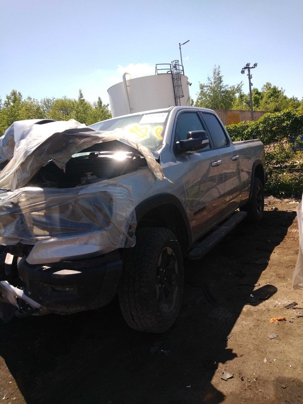 Used Transfer Case Assembly fits: 2020 Ram Dodge 1500 pickup new style 6 lug whe