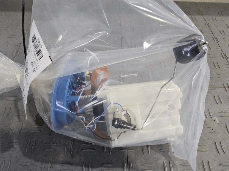 Fuel Pump Assembly Tank Mounted Fits 19-22 JETTA 3490639