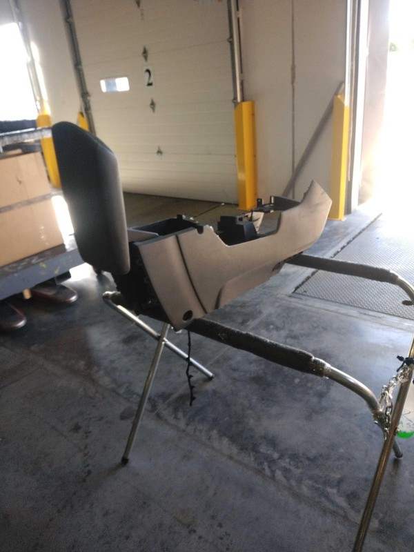 Used Front Lower Center Console fits: 2015 Chevrolet Malibu floor w/o keyless ig