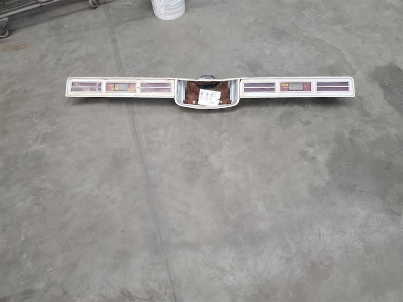 IMPALA1976 Tail Light 277003