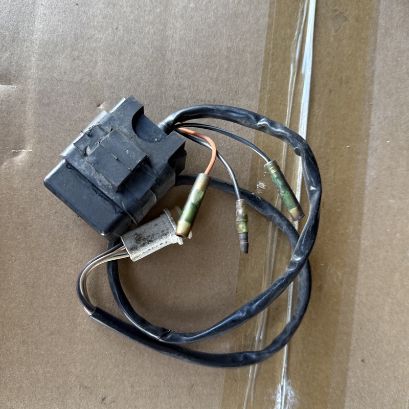 1983 - 1985 Yamaha YTM200 TRI-MOTO Vintage Trike Cdi Unit Good