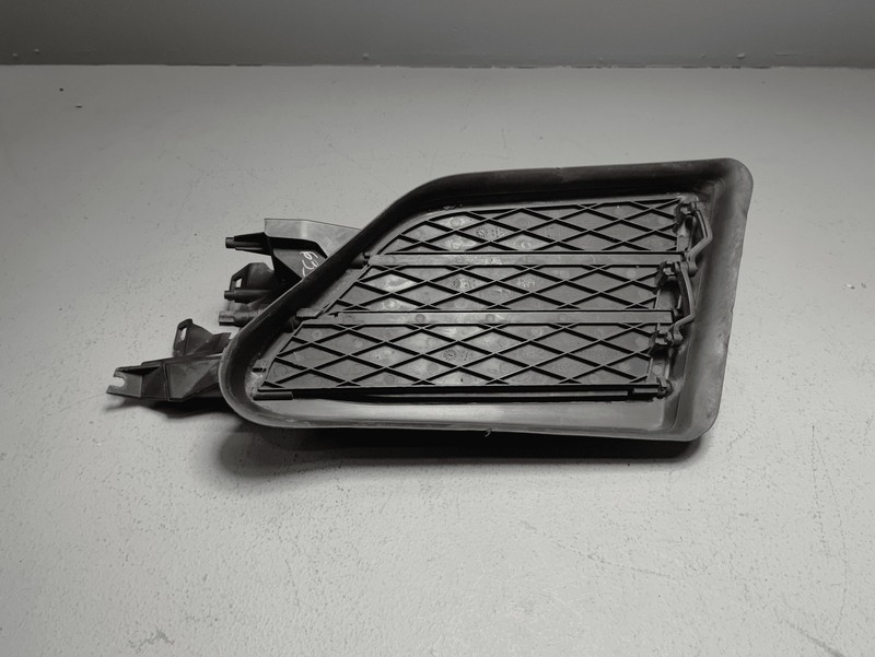 2016-2020 Tesla Model S Front Right Bumper Fascia Air Shutter Active Louver OEM