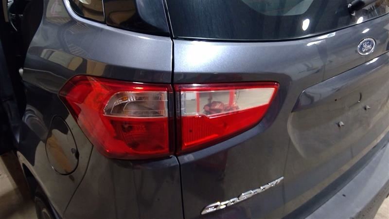 Driver Tail Light S Model Bright Red Lens Outer Fits 18-21 ECOSPORT 3091014