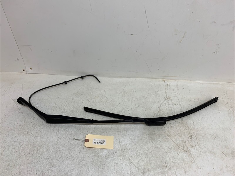⚡️17-22 TESLA 3 FRONT LEFT WINDSHIELD WIPER ARM W/BLADE 1076728-00-C 17063 U18