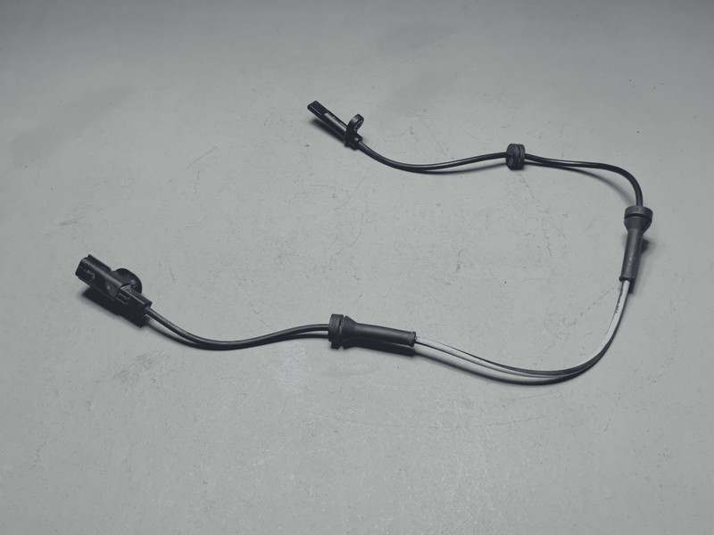 2021-2025 Nissan Rogue Front Left or Right Side ABS Wheel Speed Sensor OEM