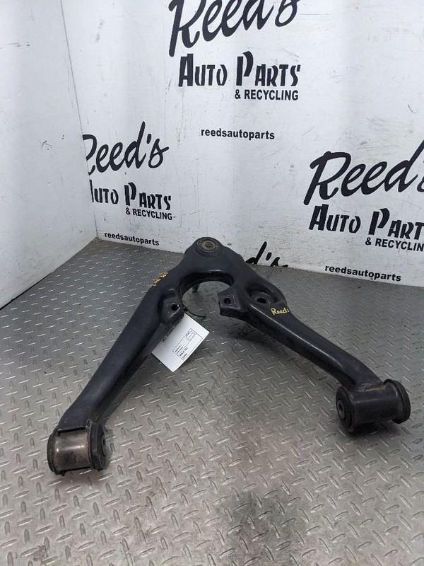 Passenger Right Lower Control Arm Front Fits 16-20 ESCALADE 1171667