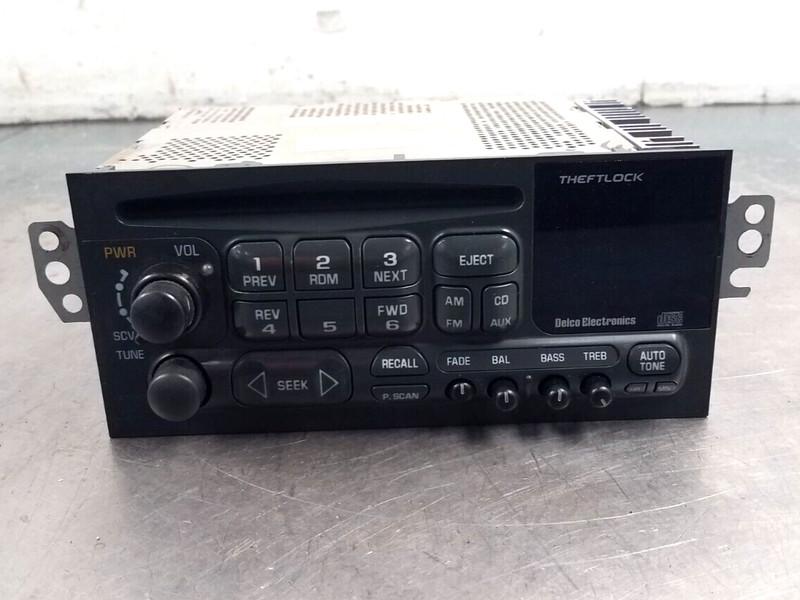 2002 Chevy Corvette C5 Z06 AM / FM / CD Radio #8313 V3