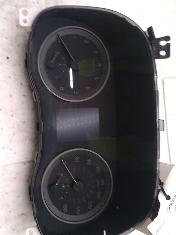 2020 Hyundai Tucson Speedometer Gauge OEM Grey 101K Miles NJ25-26140-666262