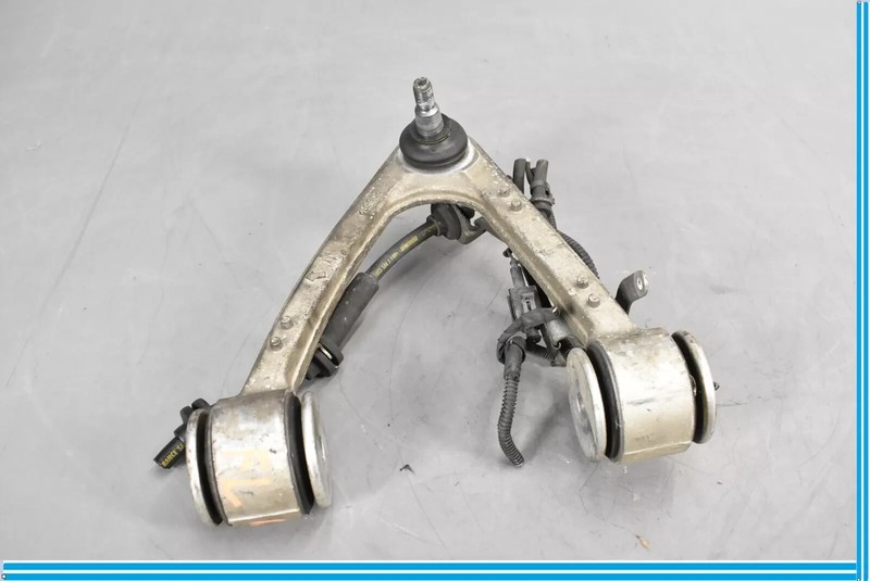 03-10 Maserati Quattroporte M139 Front Left Lower Control Arm 3206582 OEM