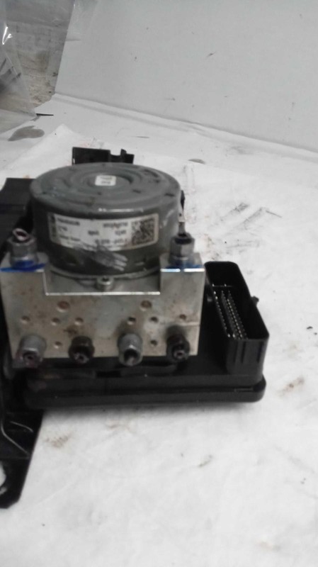Used ABS Pump and Motor Assembly fits: 2020 Jeep Compass new style horizontal re
