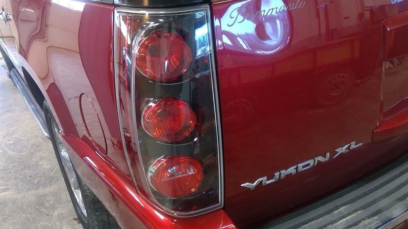 Driver Left Tail Light Denali Fits 12-14 YUKON 3423407