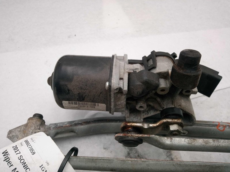 Used Windshield Wiper Motor fits: 2017 Chevrolet SonicGrade A