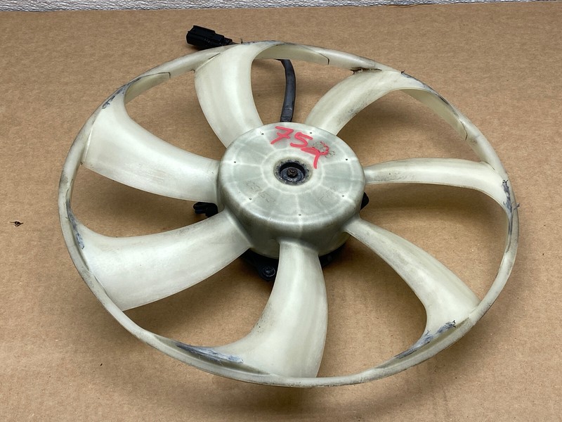 16-22 HONDA PILOT RIGHT PASSENGER SDIE RADIATOR COOLING FAN W/ MOTOR OEM LOT752