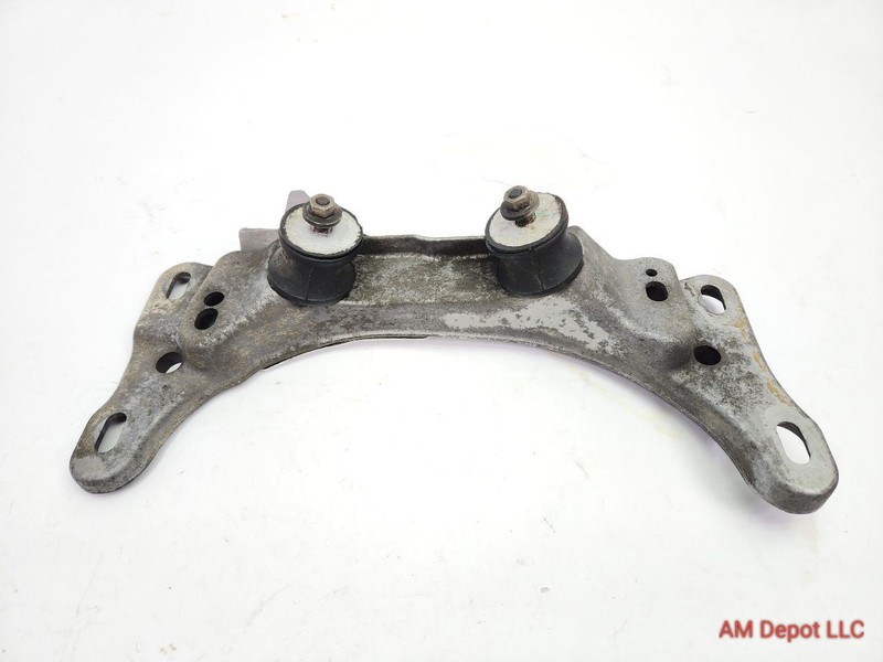 2004 BMW 330ci 325ci 325i 330i E46 RWD Automatic Trans Crossmember Support