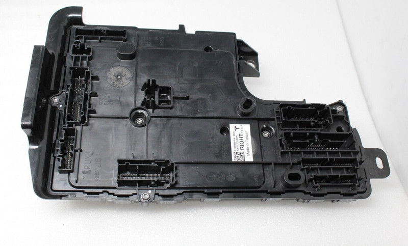 2017-24 Tesla Model Y Gen 3 Right Hand Seat Controller Assembly 1657650-40-A OEM