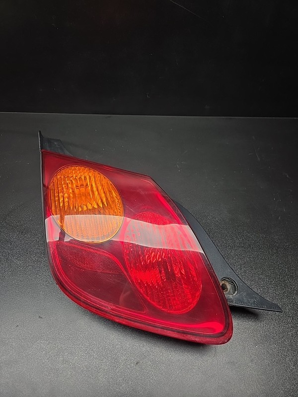 2002-2005 LEXUS SC430 REAR LEFT DRIVER SIDE TAIL LIGHT LAMP OEM 02 03 04 05