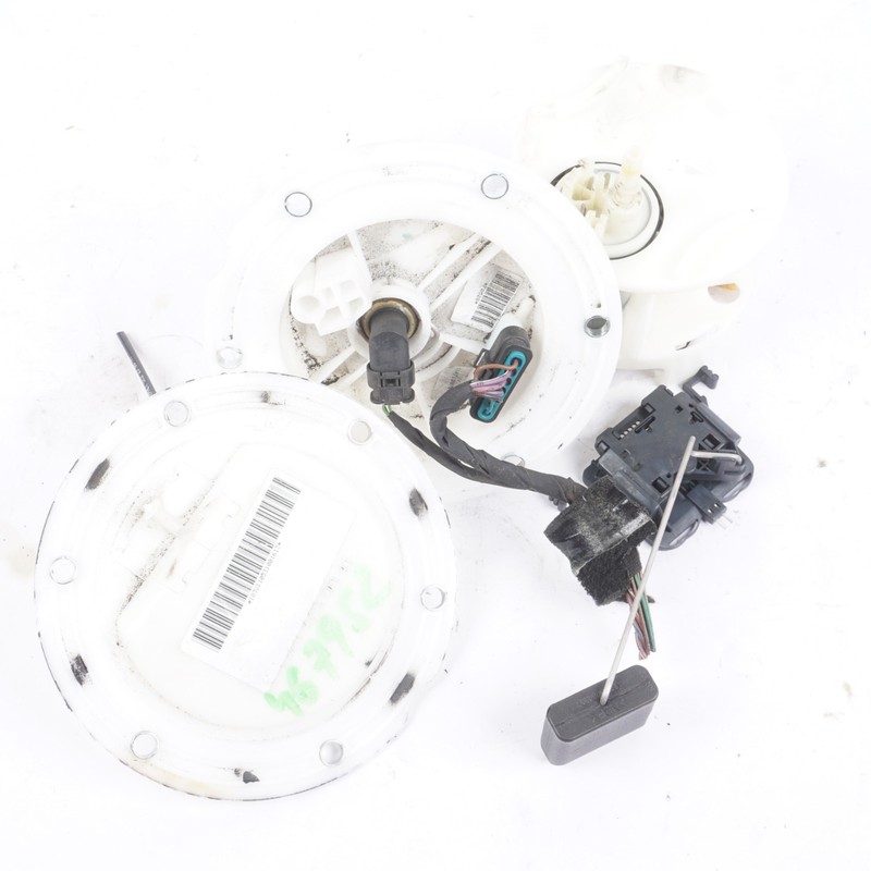 07-13 Mercedes W221 S400 S550 CL550 Gasoline Tank Fuel Pump w/ Cap Sender Unit